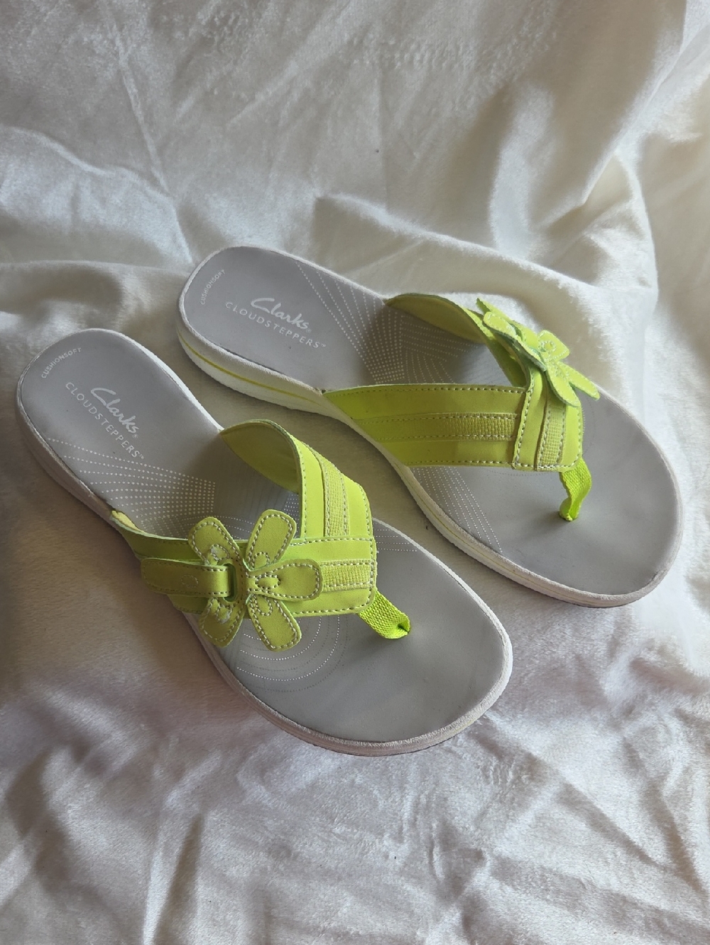 Clarks Women's Neon Lime Flower Strap Sandals